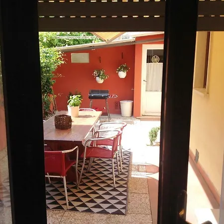 Casa Mario Dei Pini * Viareggio