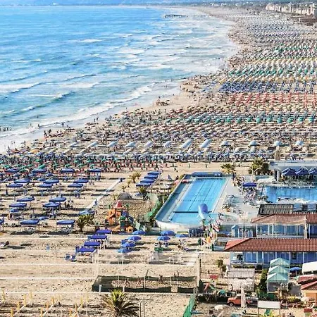 Casa Mario Dei Pini Hébergement de vacances Viareggio